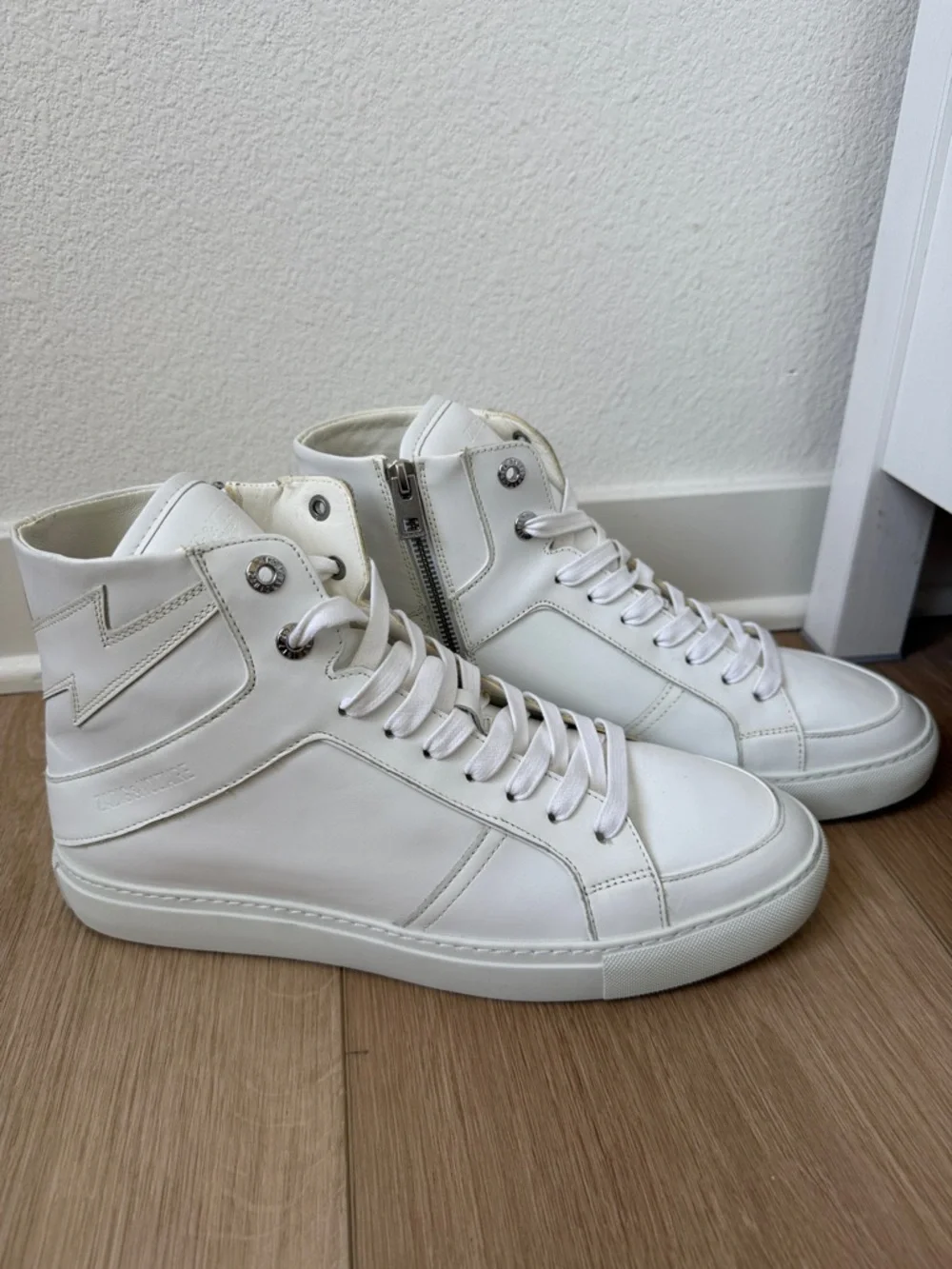 Zadig & Voltaire Men’s High Flash smooth High-Top Leather Sneakers.White. ZV1747 - Picture 11 of 13